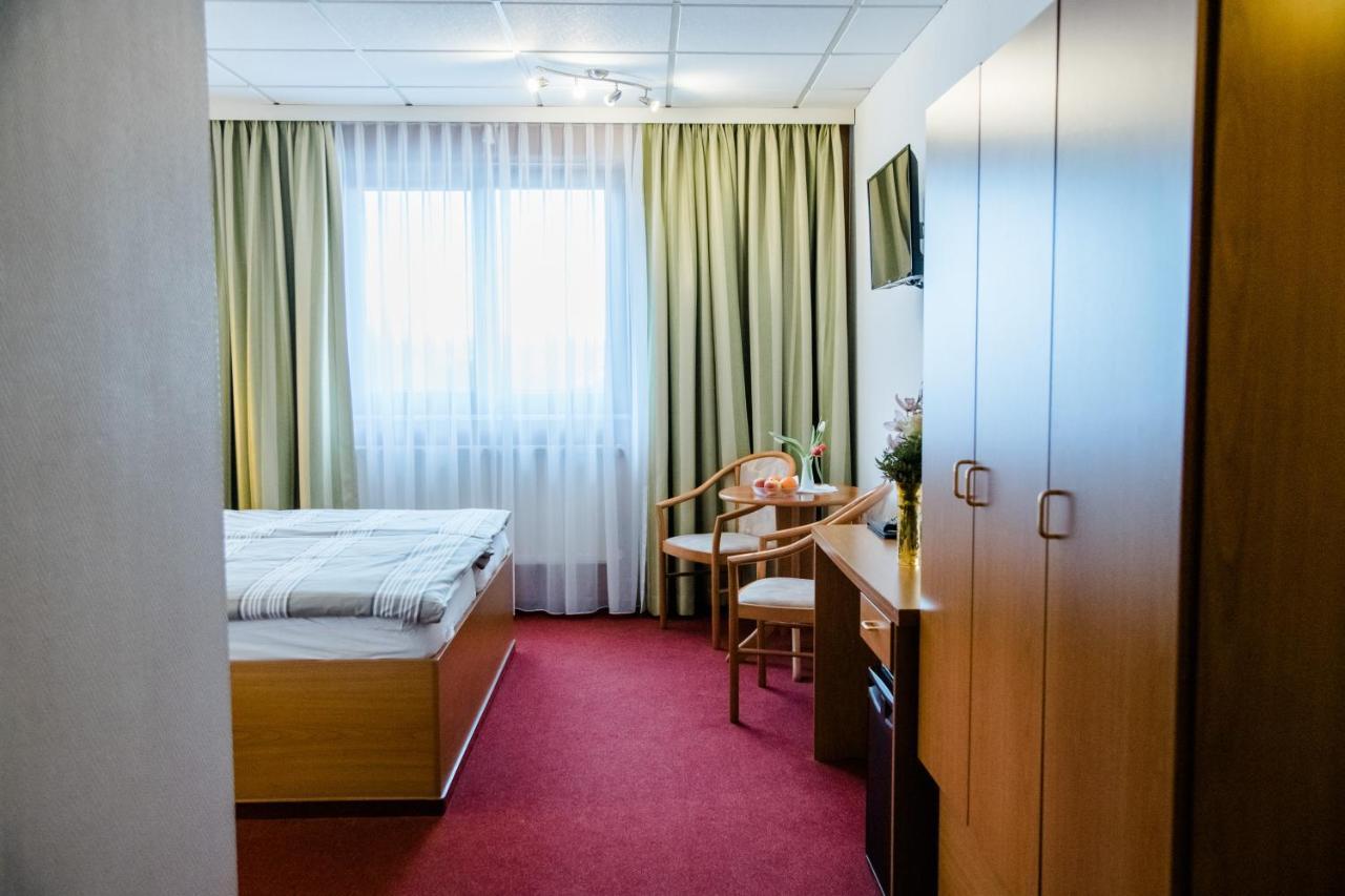 Hotel Mueller Genthin Zewnętrze zdjęcie